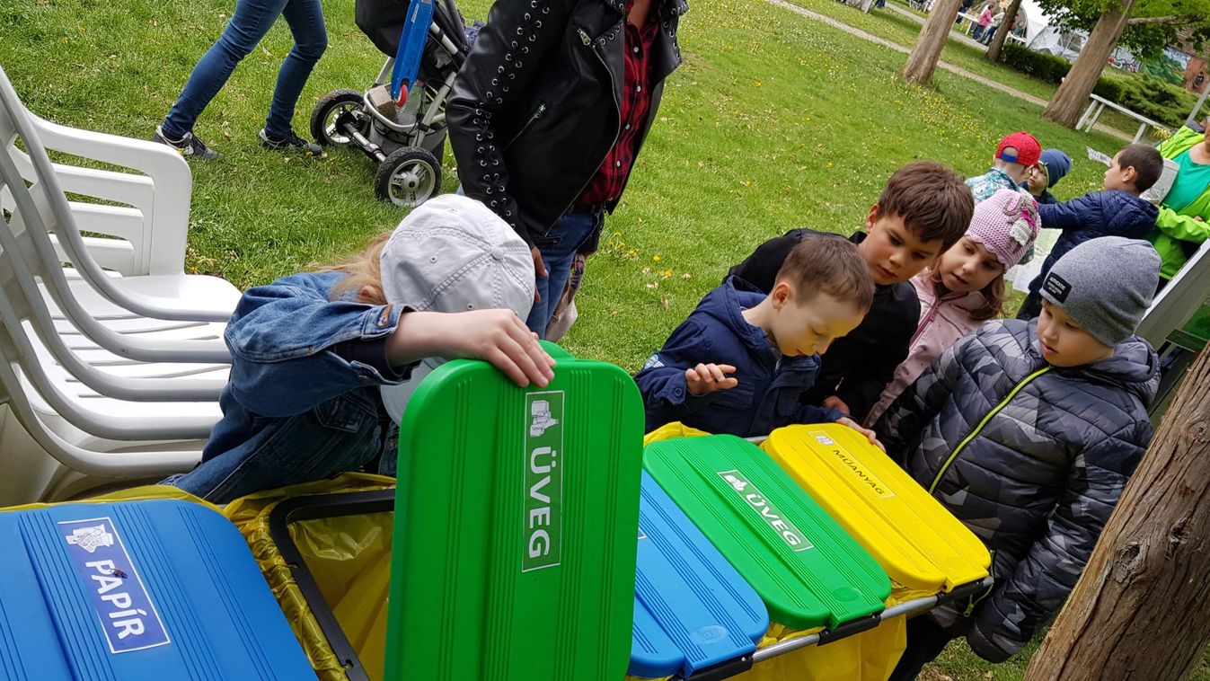 400 ezer forintot kapott az egri Életfa Környezetvédő Közösség