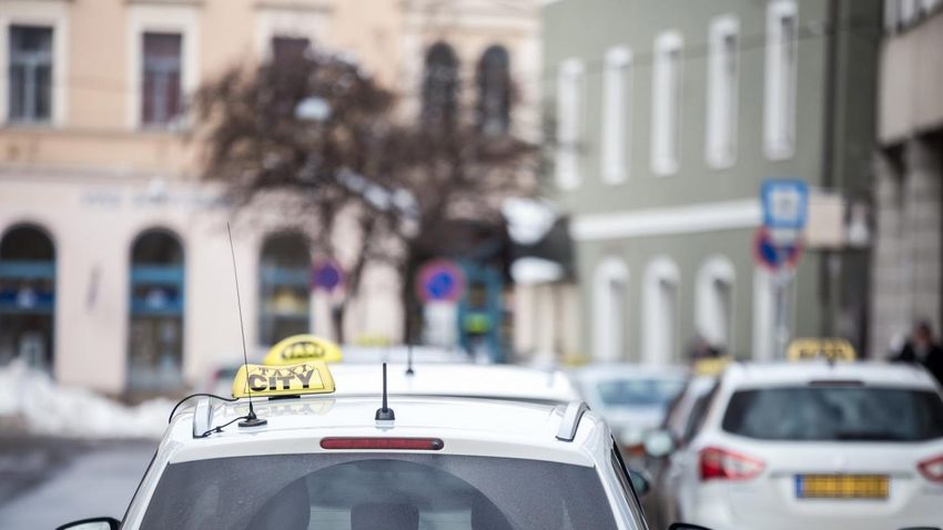 HEOL - Legyen kiszámítható a taxi ára Egerben is!