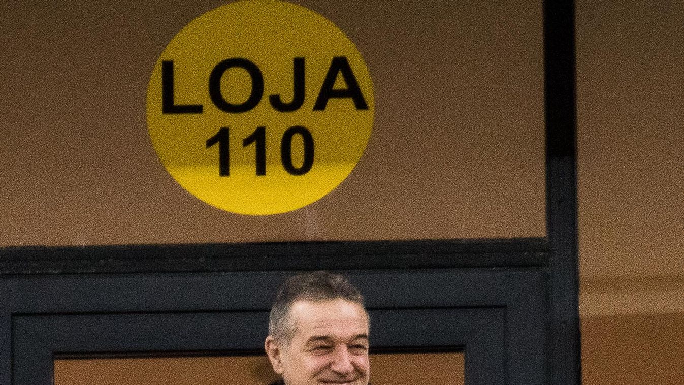A szexre fogta a gyenge teljesítményt a román FCSB tulaja
