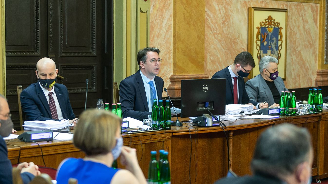 Szétbombázták a városi költségvetést, sokallták a Média Eger pénzét