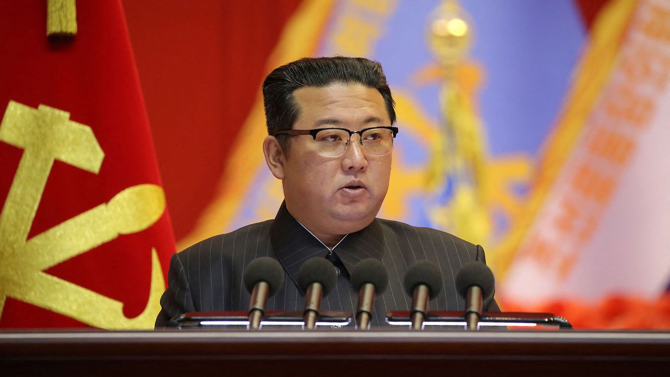 10 éve került hatalomra Kim Dzsong Un, az alkalomból kiállítás nyílt