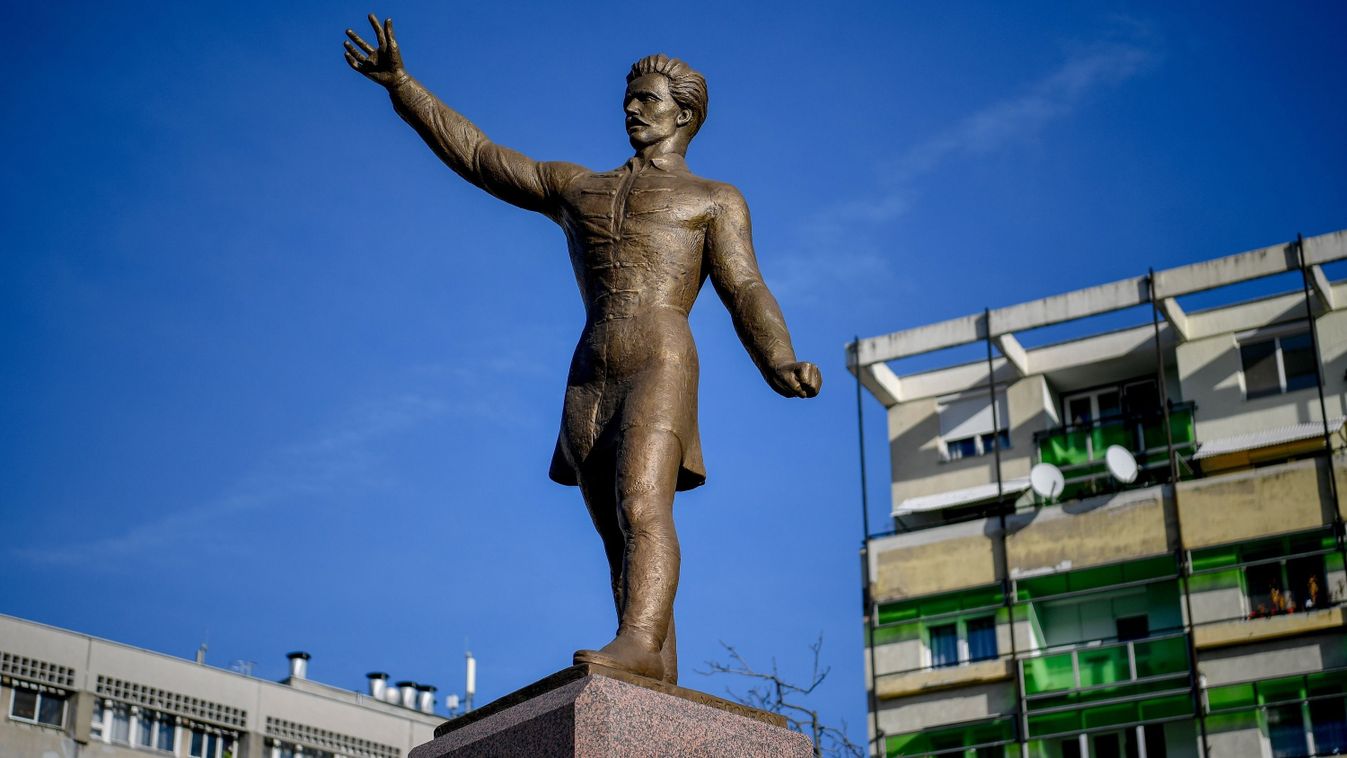 Kétszáz éve született Petőfi Sándor