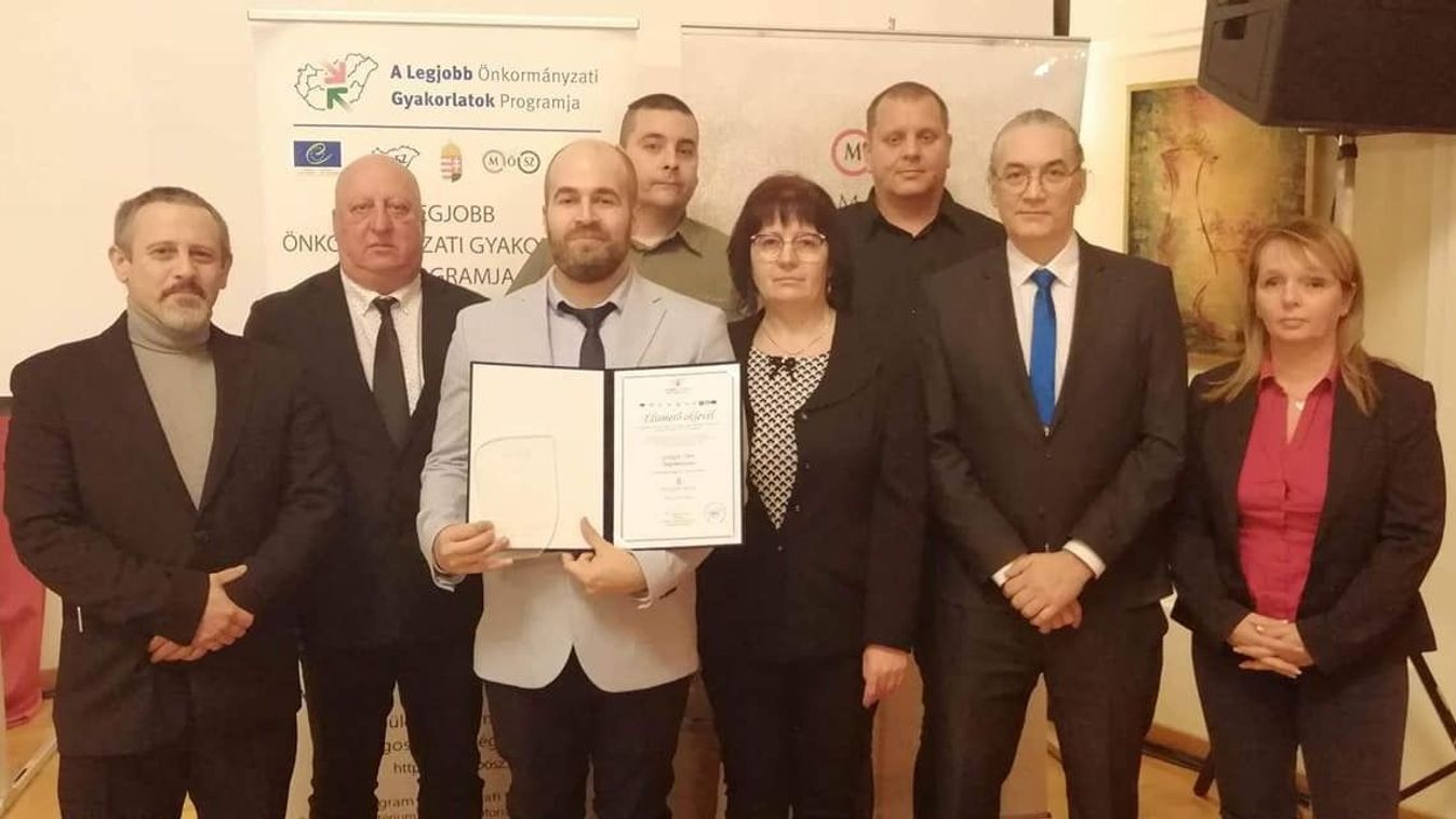 Rossz hír a gyöngyösi rosszfiúknak: ezüstérmes az országos bűnmegelőzésben a Szomszédom a felügyelő