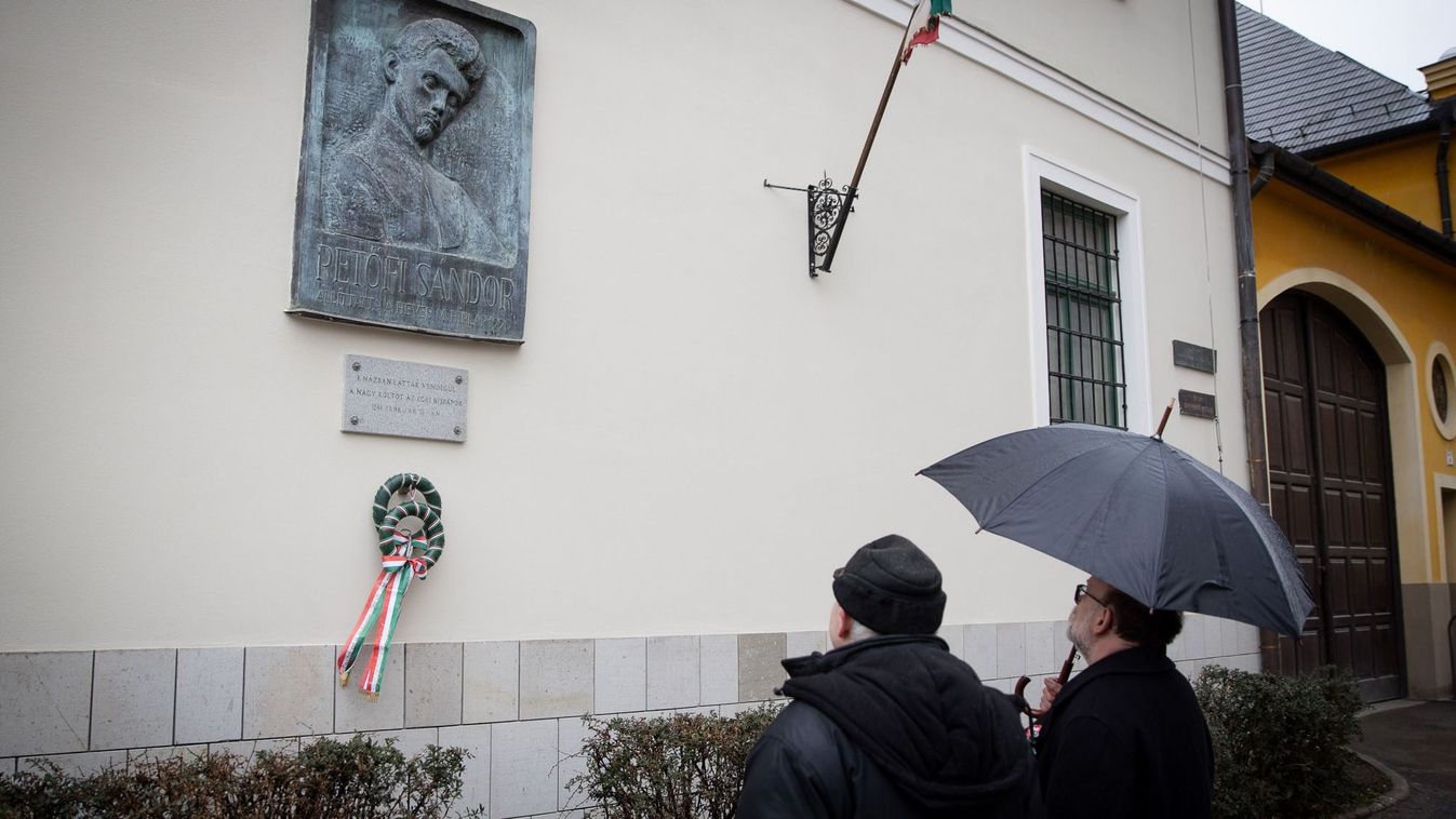 A heol.hu és a Hírlap kettős megemlékezése Egerben a Magyar Sajtó Napján