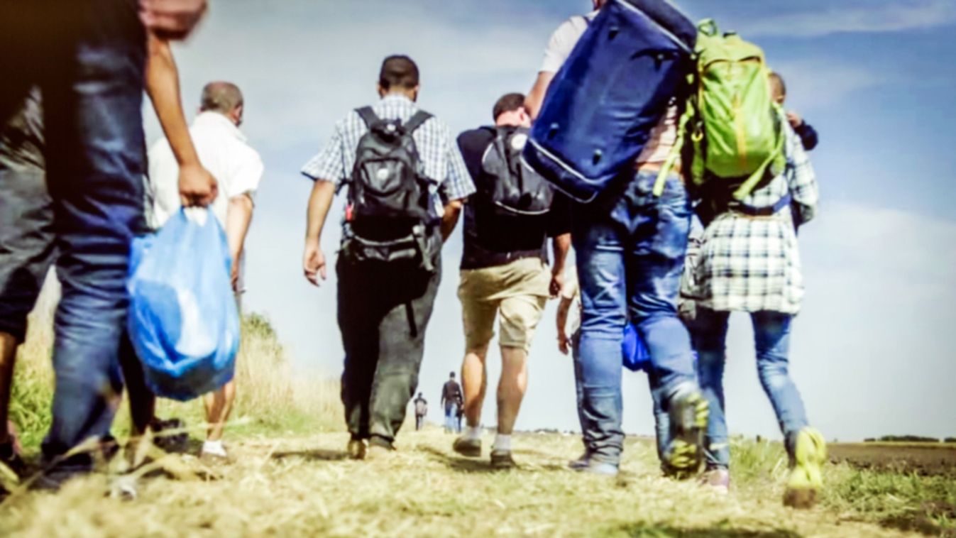 Ezerkétszáz határsértő ellen intézkedtek a rendőrök a hétvégén