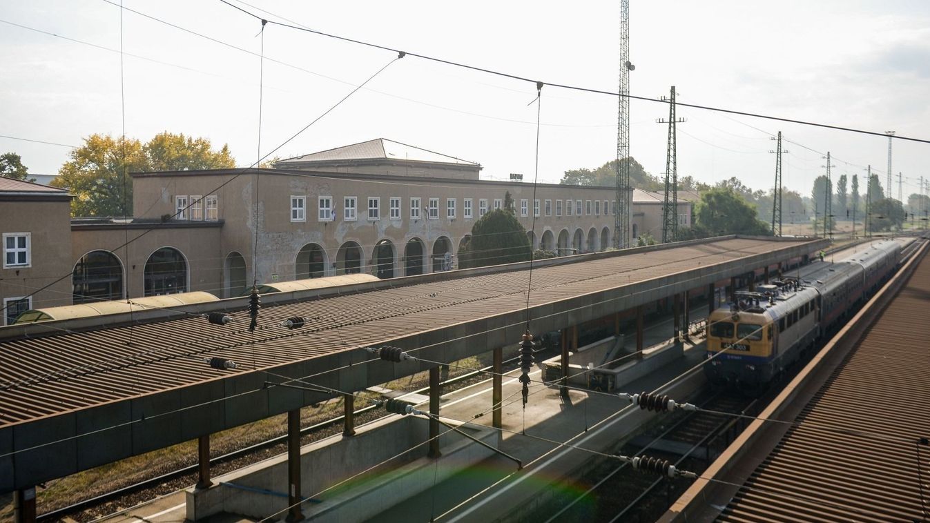 Leromlott a pálya állapota, az intercity lassabban jut el Budapestről Miskolcra, mint 30 éve
