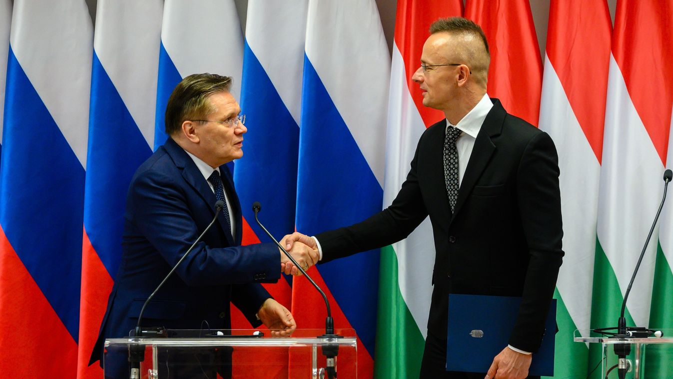 Szijjártó Péter: a paksi bővítés már nem a papírmunkáról, hanem a valódi építkezésről szól (videó)