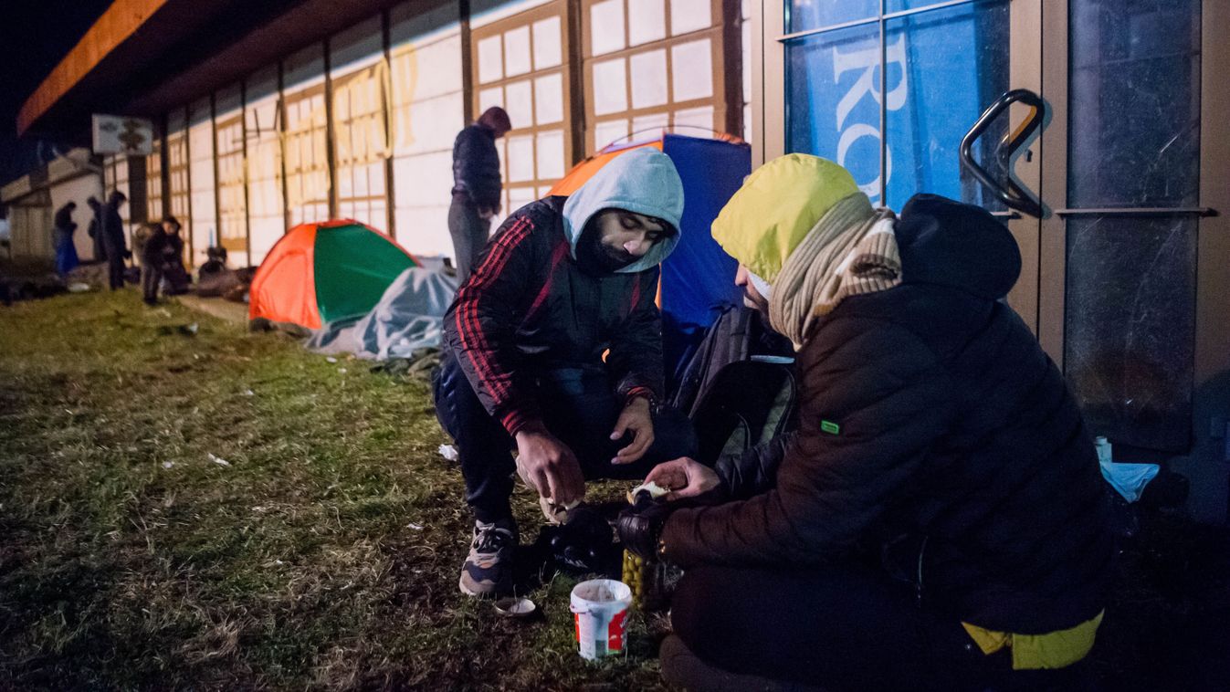 Változott a migránsok útvonala, inkább elkerülik a magyar határt