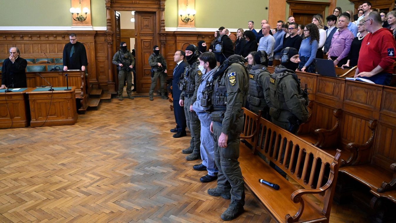 Gyárfás Tamást hét év fegyházra, Portik Tamást életfogytiglanra ítélték