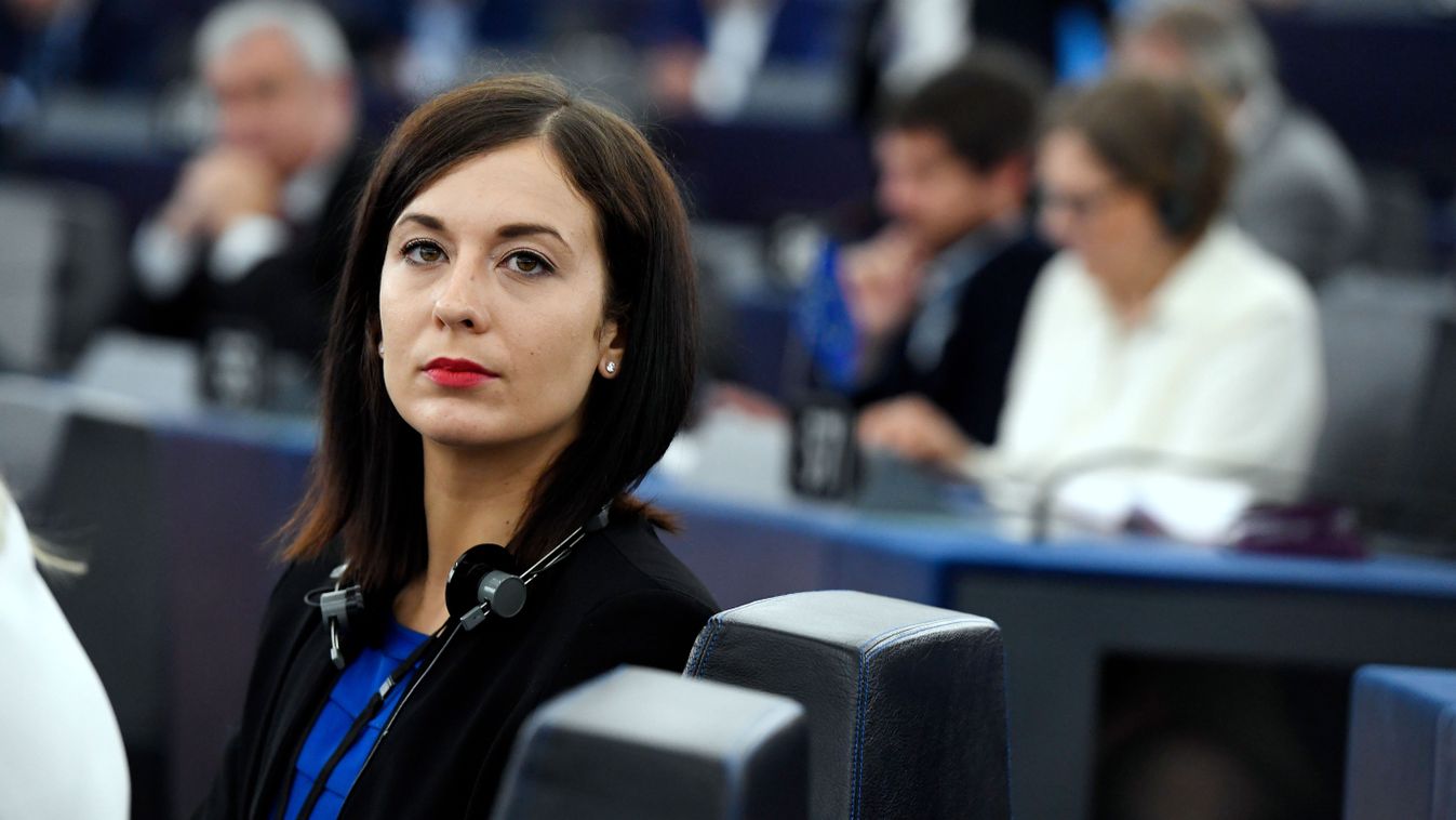 Cseh Katalin-ügy: házkutatást tartott a NAV az uniós botránya miatt