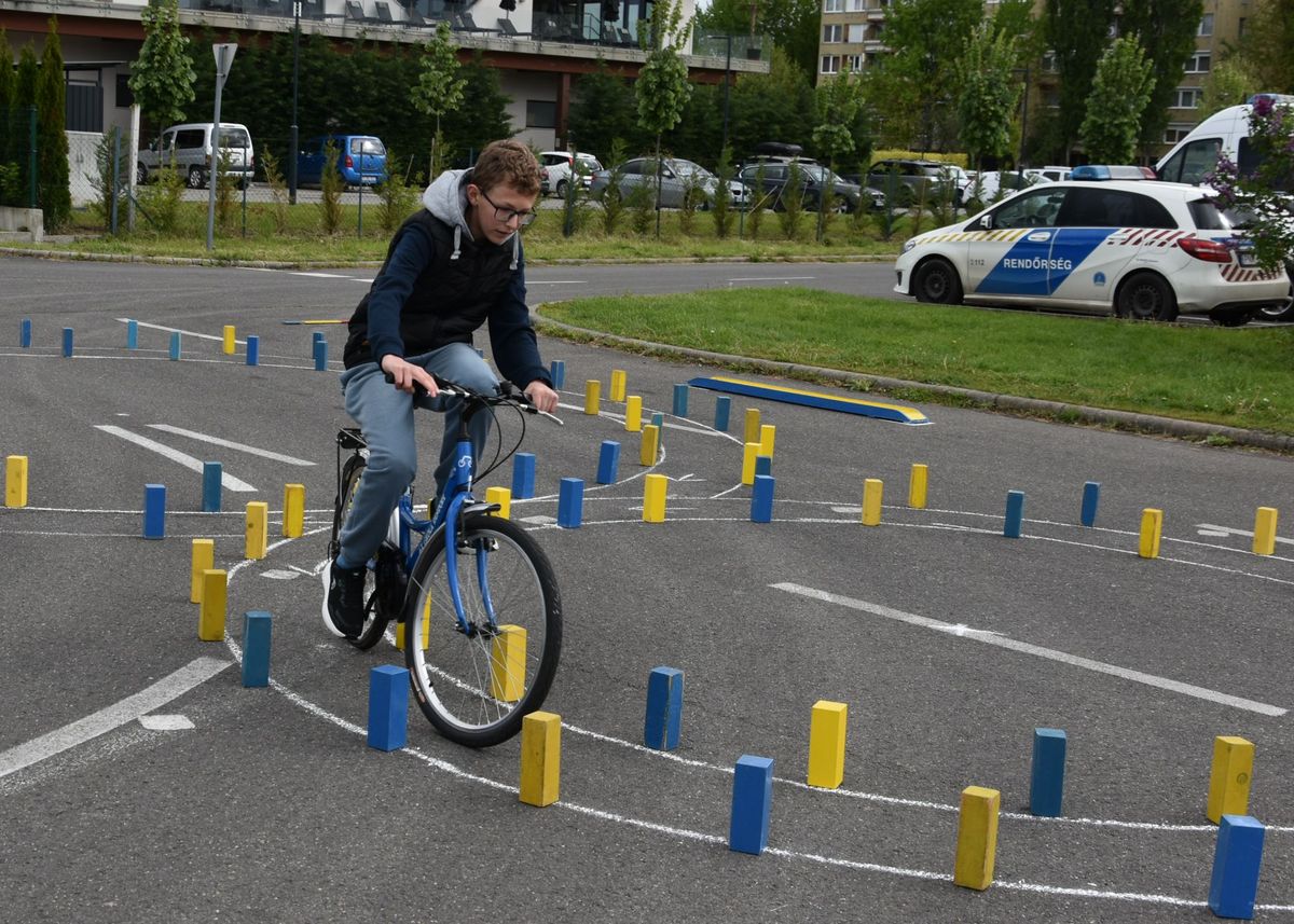 Varga Ábel hibátlanul teljesítette a Kerékpáros Iskola Kupa gyakorlati feladatát 