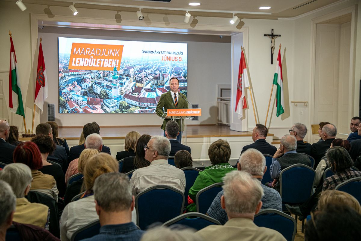 Nyitrai Zsolt egy soproni fórumon mutatta be a helyi polgármesterjelöltet