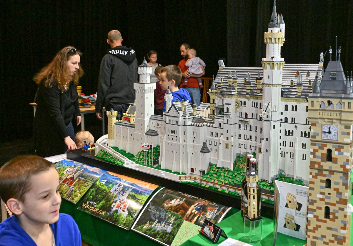 LEGO kiállításon a Neuschwanstein kastély élethű másolatát is látni lehetett