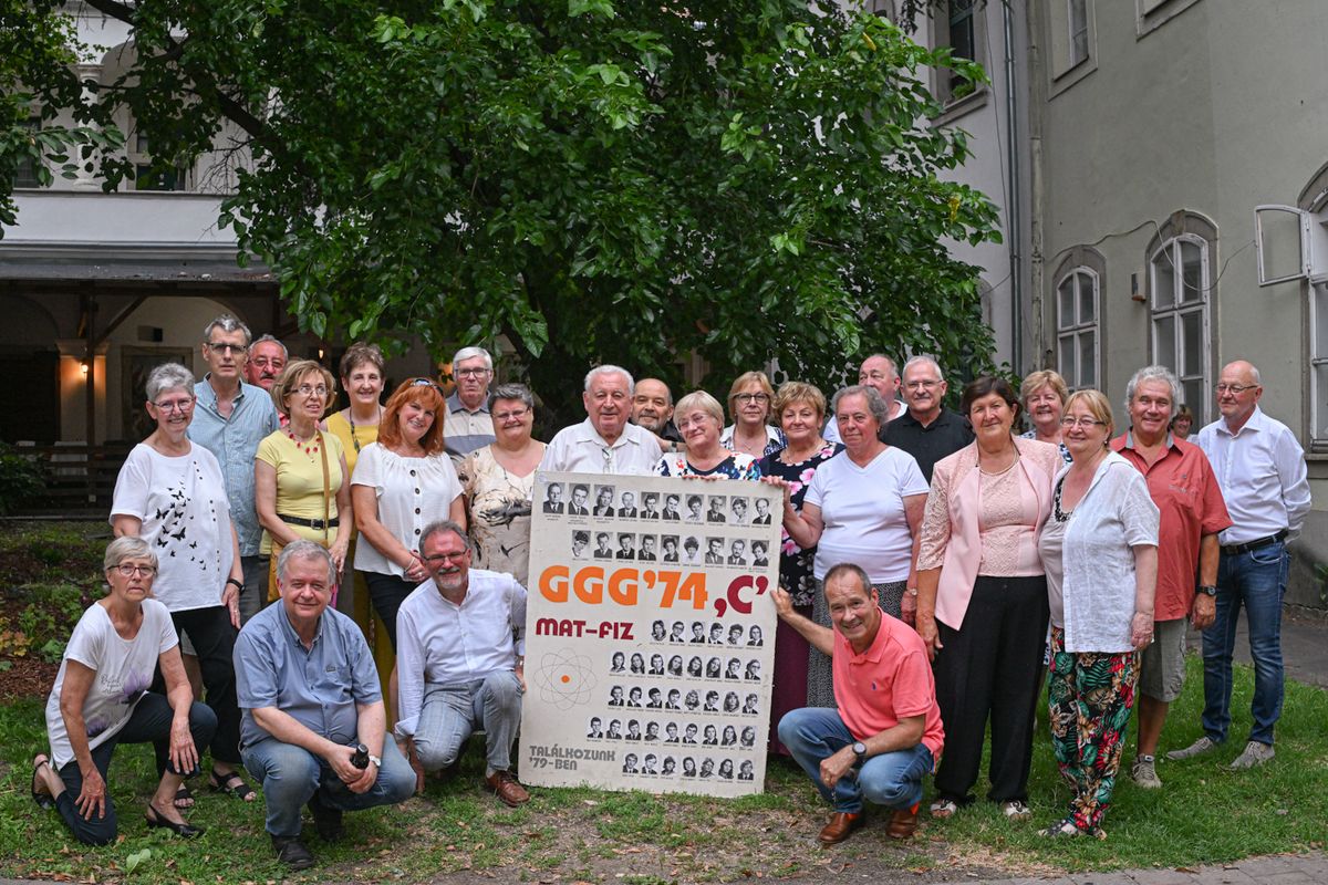 50 éves találkozójukon idézték fel emlékeiket a Gárdonyi gimi egykori diákjai