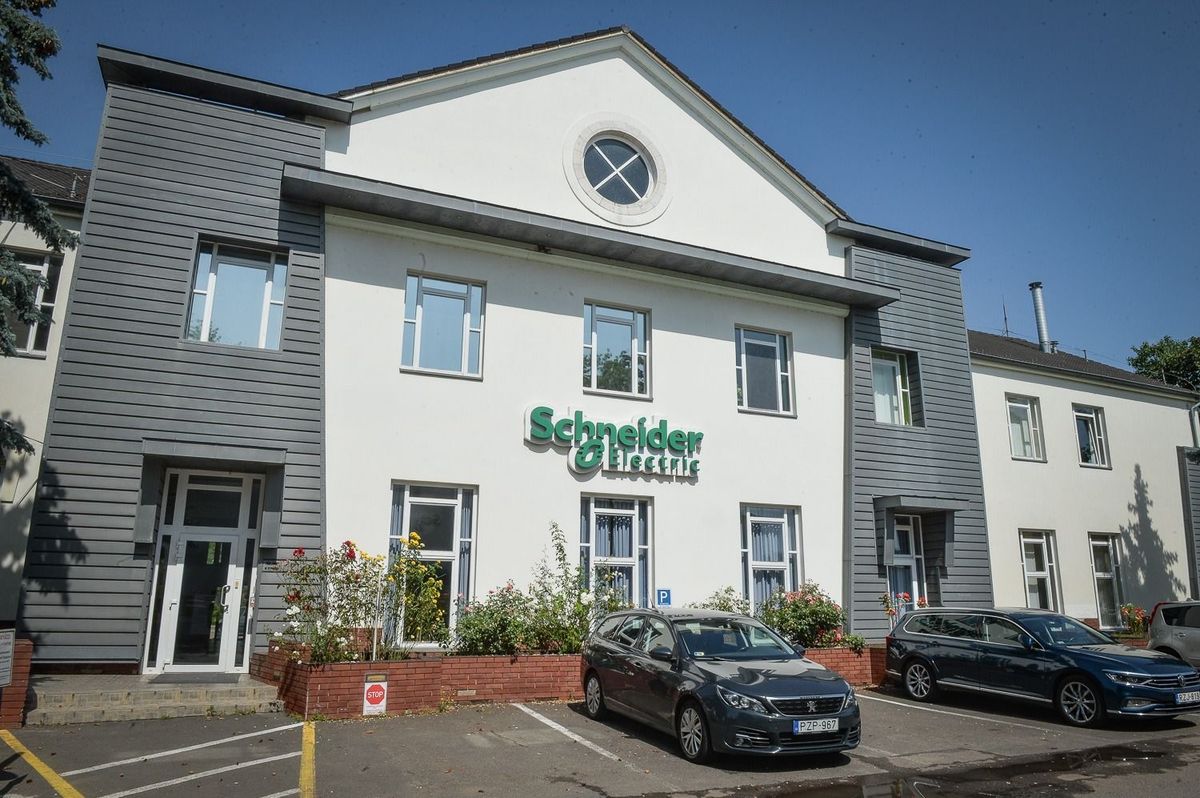 A Schneider Electric gyöngyösi gyárában is élhetnek a lehetőséggel a munkavállalók