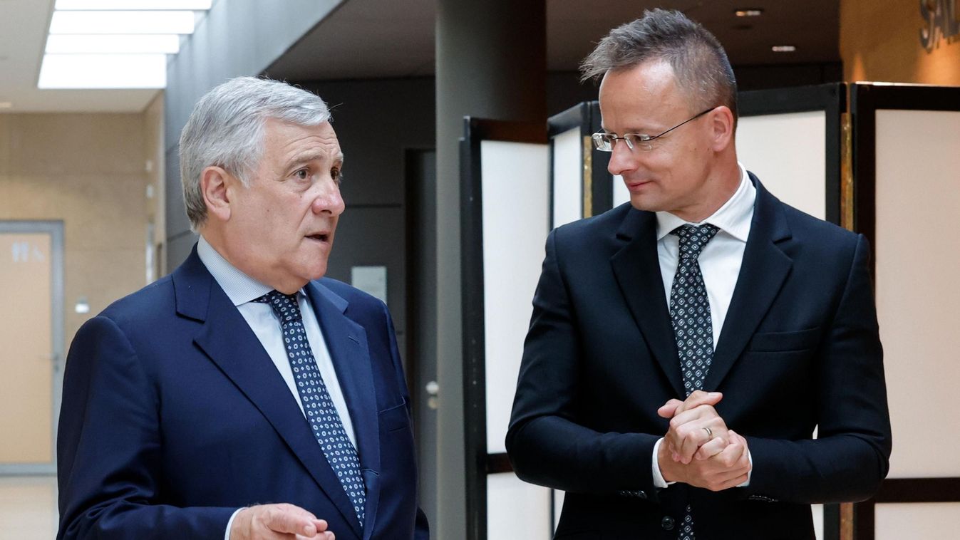 Szijjártó: megkezdődött a vörös vonalak átlépése az Európai Unióban (videó)