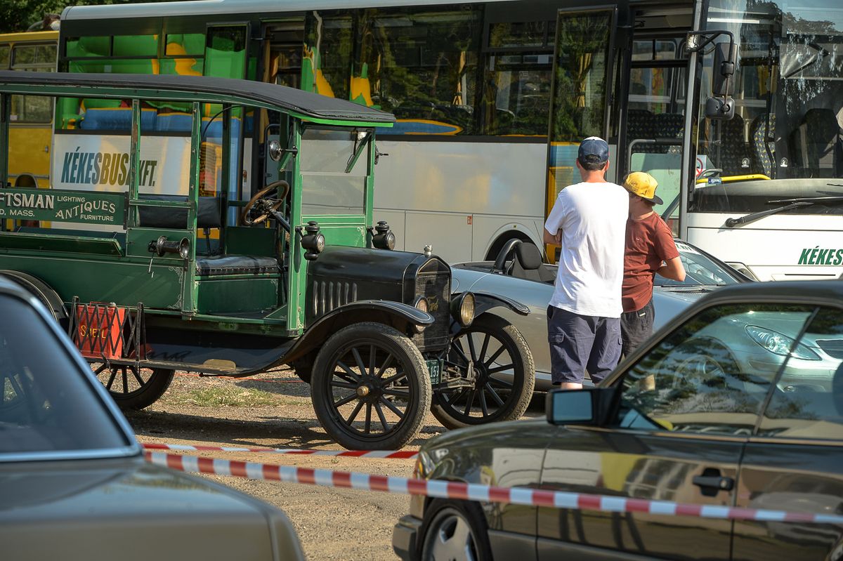 Az 1. Classic Találkozó időutazás volt az autók történetében
