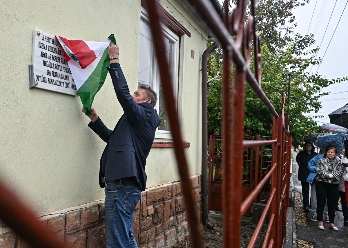 Emléktáblát avattak ott, ahol Petőfi 1844. februárjában megpihent