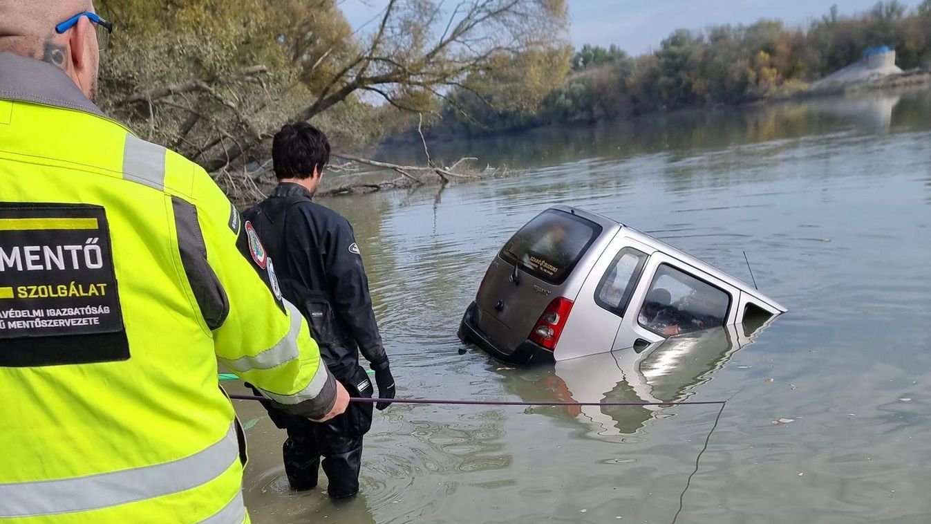 Dunába hajtott autójával és meghalt egy nő Szentendrén (videó)