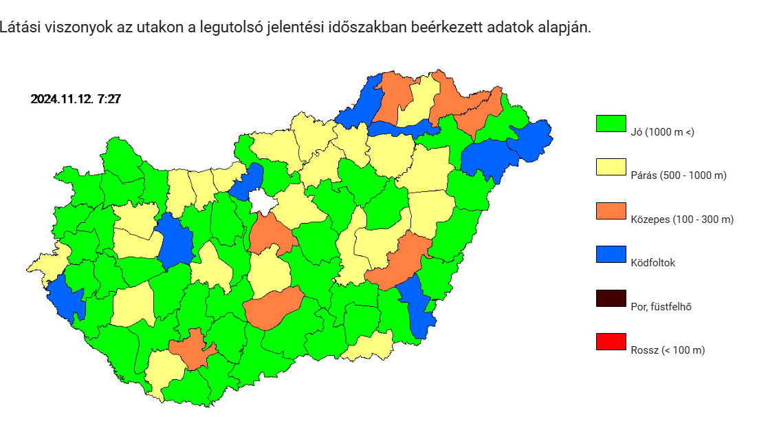 Párás, ködös időben fokozott óvatosságra van szükség az utakon