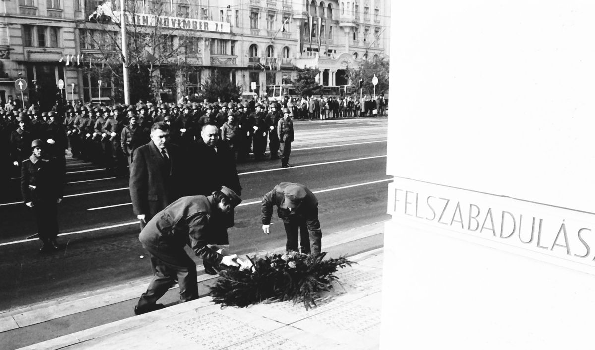 1982-1987 November 7-i ünnepségek és koszorúzás a Hajdú-Bihari Napló archívumából