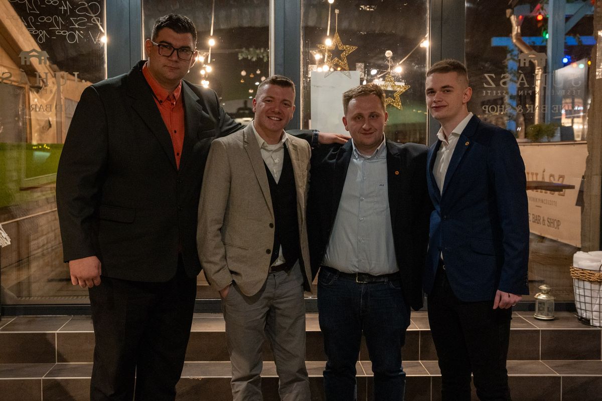 Az egri Fidelitas leköszönő és új elnöksége