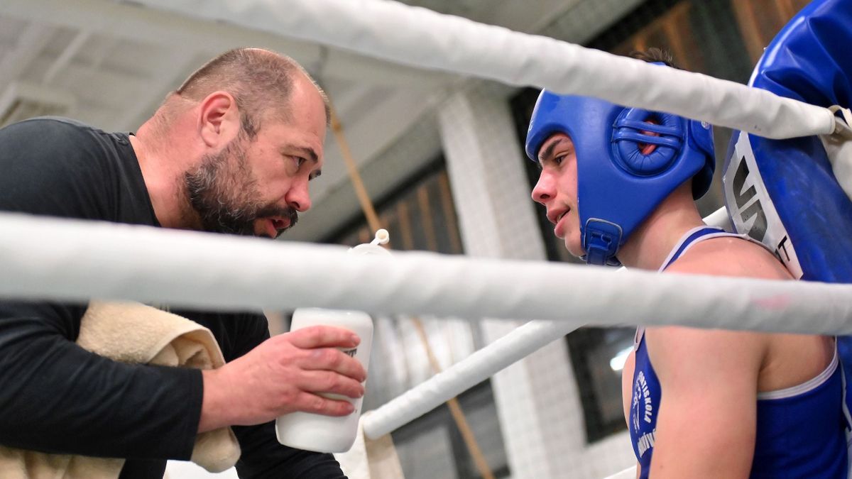Az Egri Városi Sportiskola ökölvívó szakosztályának vezetője, Dorkó Péter és tanítványai nagy reményekkel vágnak neki az idei évnek