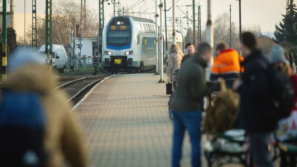 Halálos vonatgázolás történt Gödöllőnél, ez érinti a Budapest-Füzesabony-Eger vonalat is