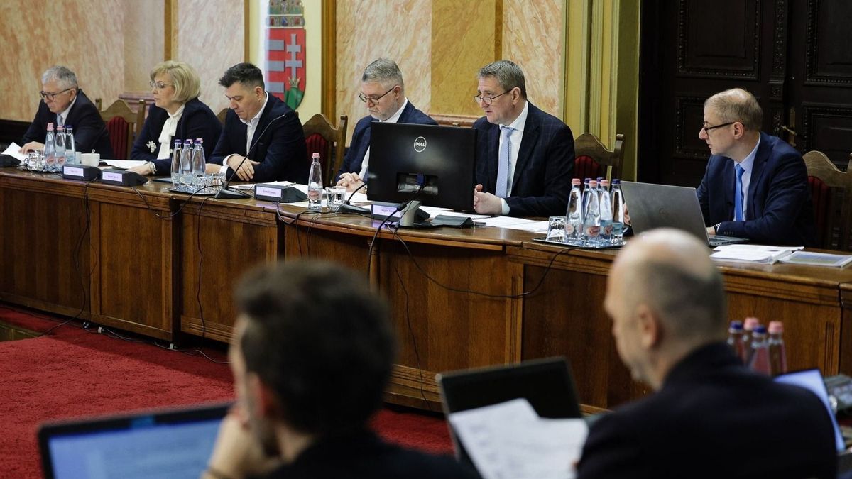 Az egri közgyűlésen fontos döntéseket hoznak
