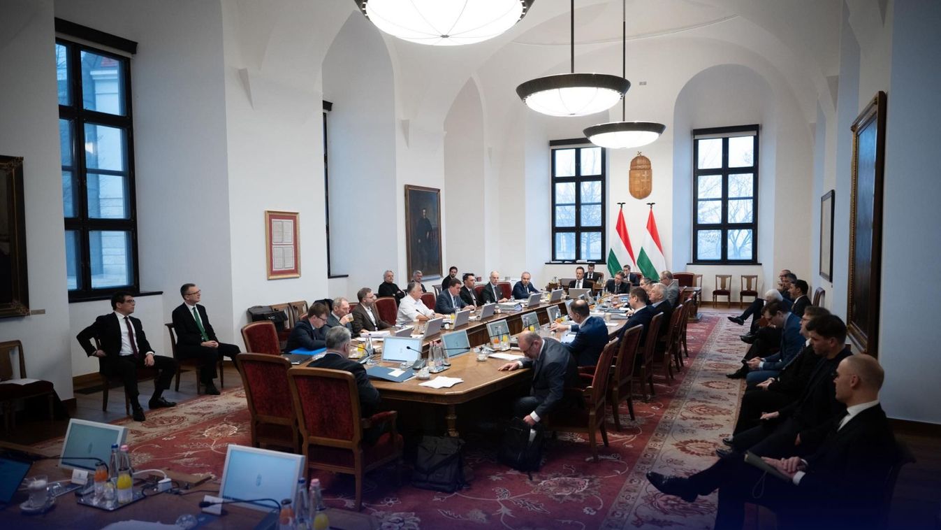 Orbán Viktor: mindenki a fedélzeten