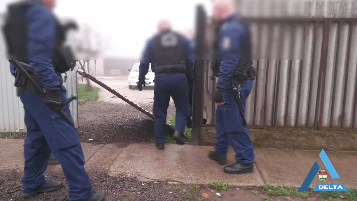 Nagyüzem volt Gyöngyösön Forrás: police.hu