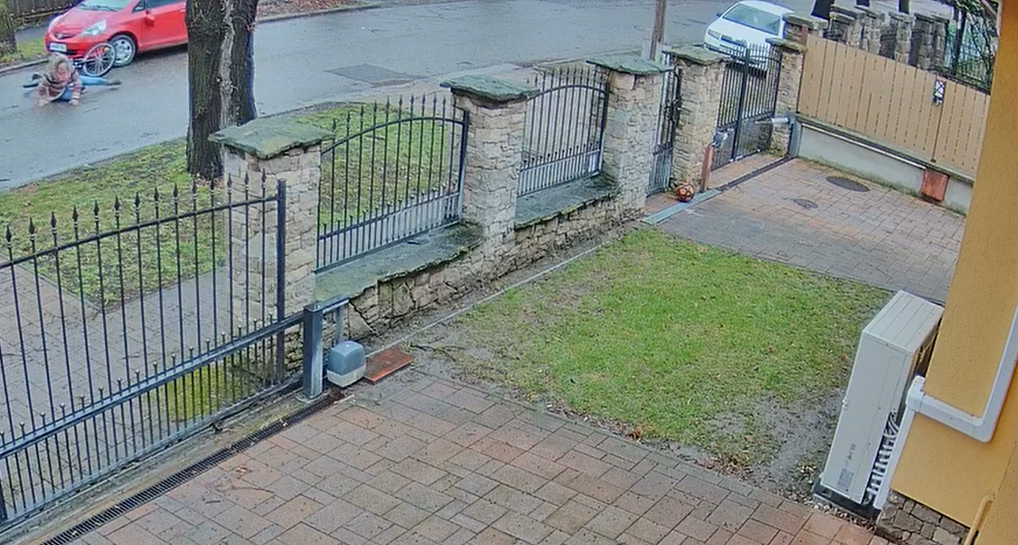 Károkozás: videón a szerencsétlen manőver