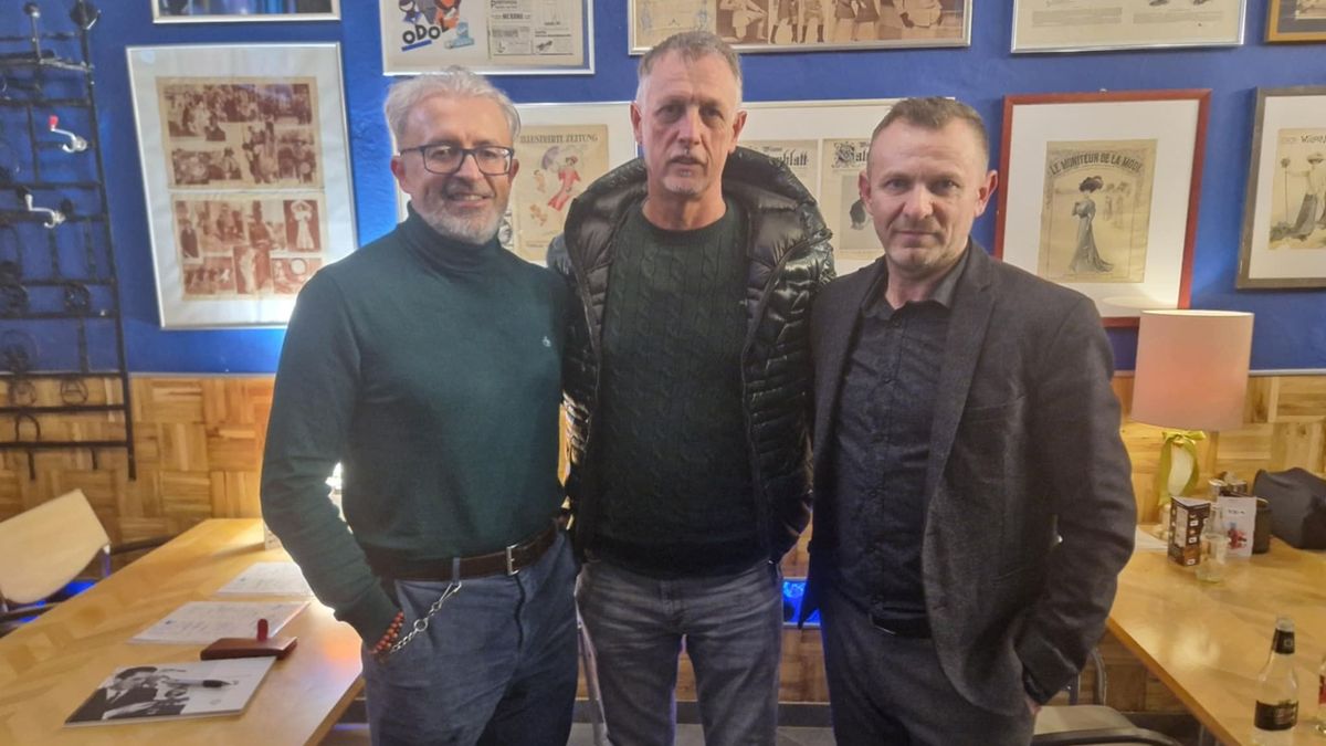 Ifj. Albert Flórián (középen) a házigazdák, így Csepcsányi Béla (balról) és Ortó Szilárd társaságában