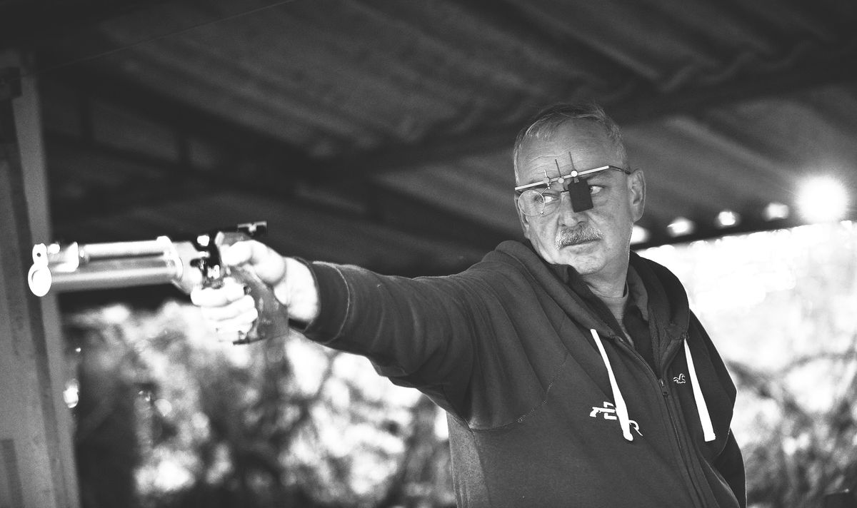 Takács Tibor Tamás (1967–2025) az Egri Polgári Lövész Egylet versenyzőjeként és elnökeként alkotott maradandót