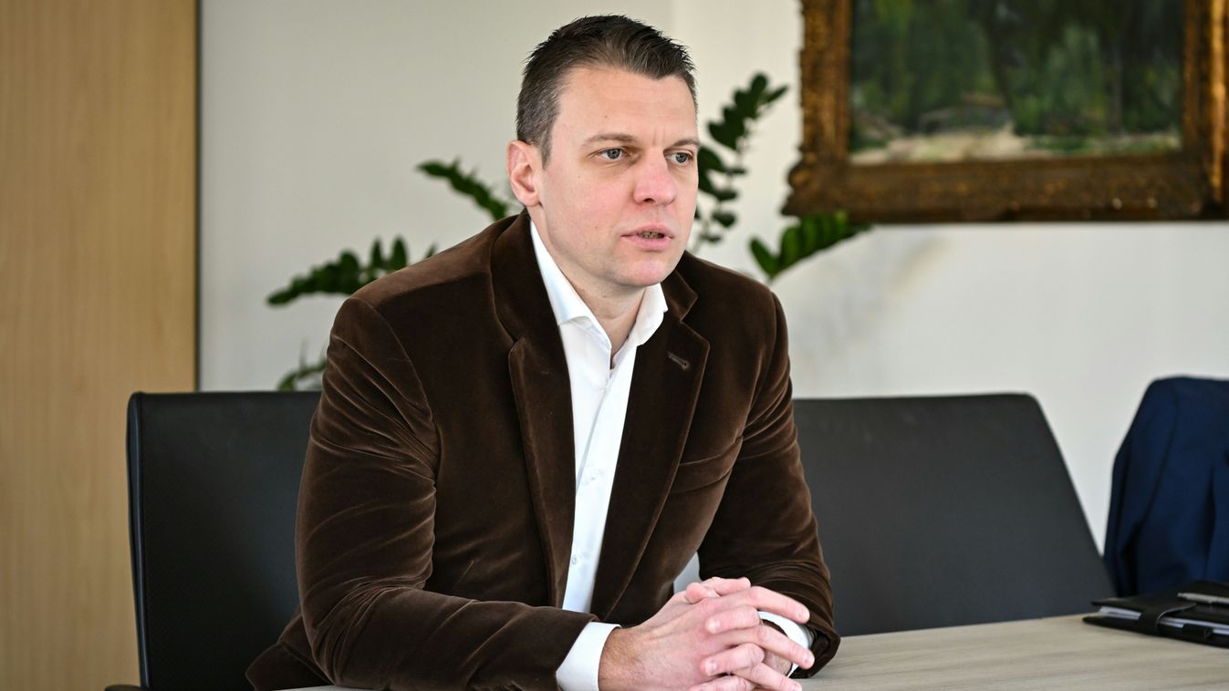 Menczer Tamás: nincs nemesebb, mint megvédeni a családot és megvédeni a hazát! (videó)