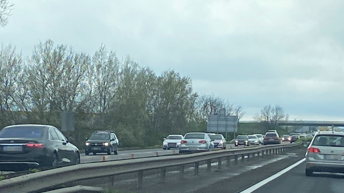 Minden sofőr rémálma, ami most az M3-ason történt