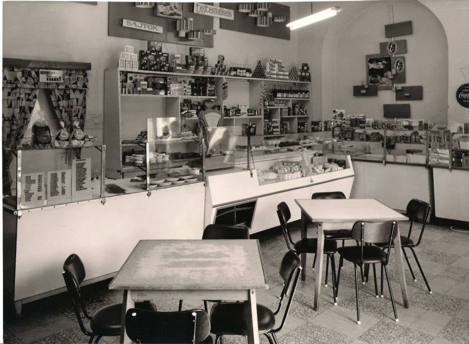 Köztársaság téri tejbolt-tejivó, 1968