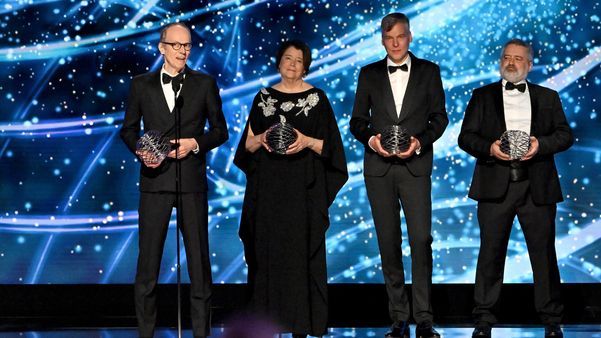 A viszneki fizikusok elismerése is - az LHC négy díjazott kísérletének szóvivői Los Angeles-i díjátadó gálán