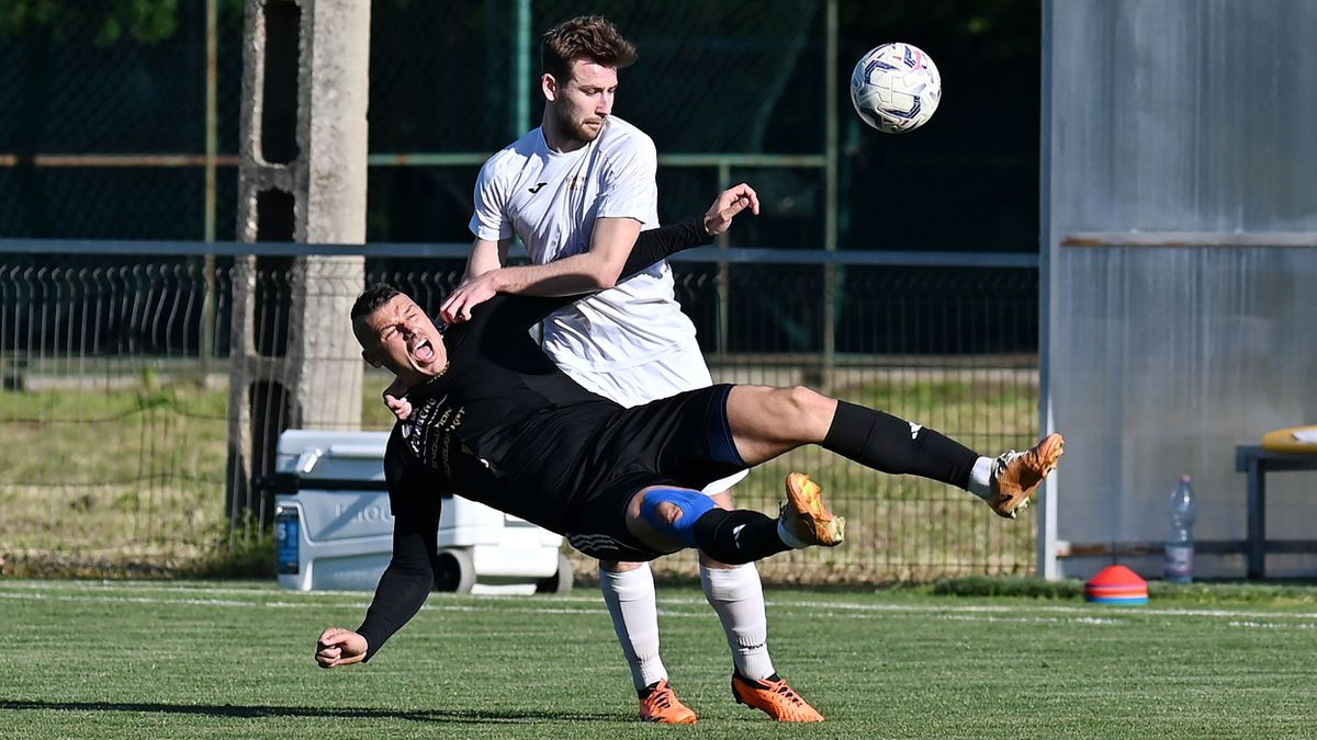 Horváth Zoltán (elöl) okozta a Füzesabony SC-Erőss út csapatának vesztét