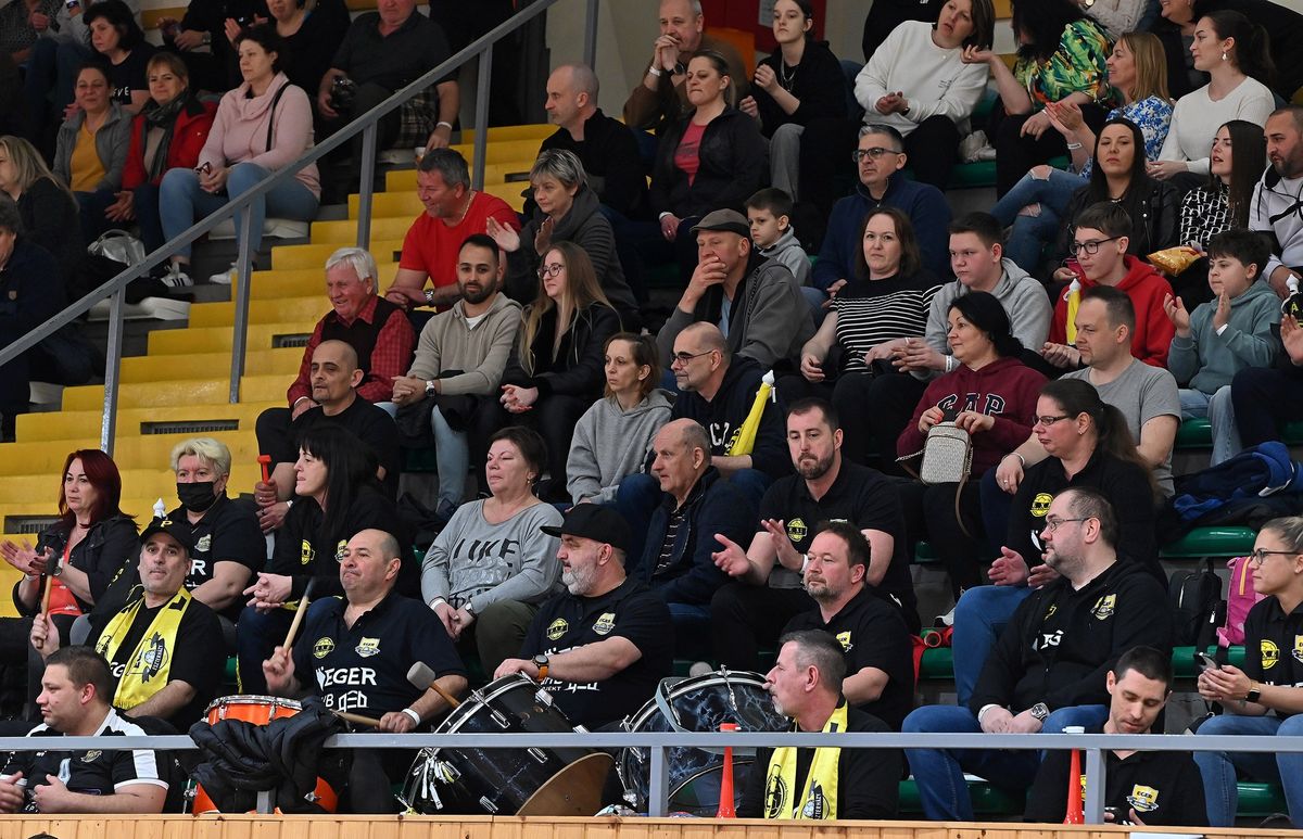 Az Eger szurkolói elveszíthetik kedvenceiket
