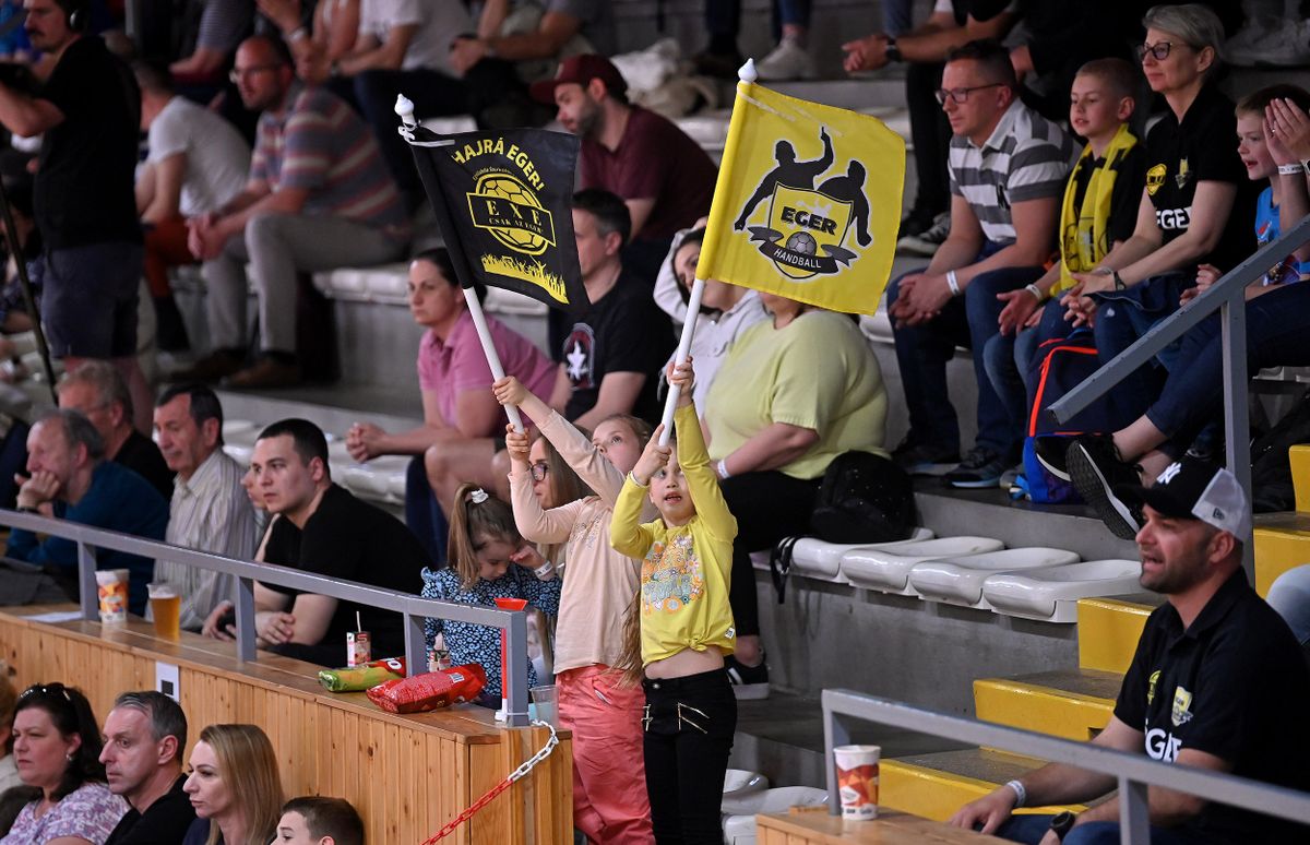 Az Eger mérkőzésein minden korosztály képviselteti magát