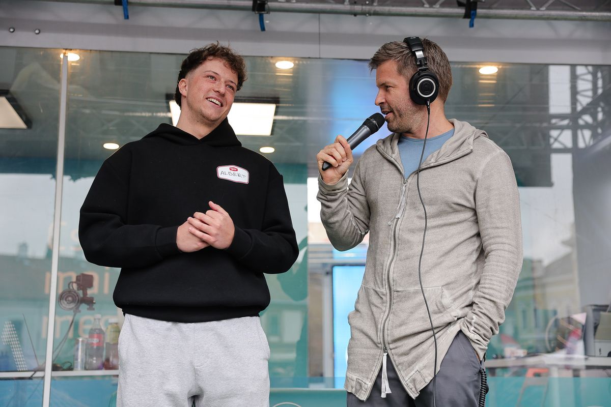 Sebestyén Balázsék Egerbe települtek ki tavaszi országjárásuk során.