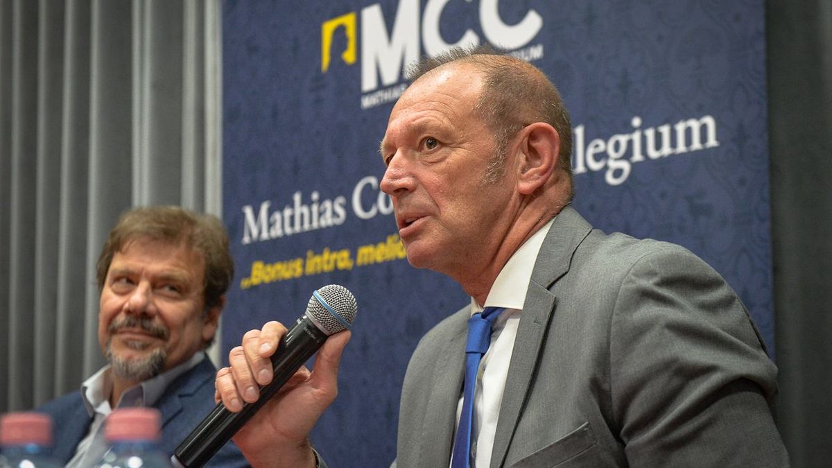Győrfi Pál szerint már a mentősök életét is veszélyeztetik a bódult egyének