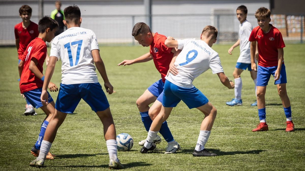 Az Emerson-Suzuki-kupa 8 kategória csapatainak kínál megméretést