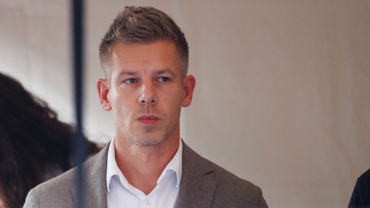 Így irányítják Magyar Péter titkos trollhadseregét