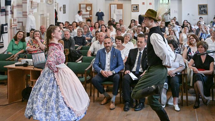 Közösségi Szőttes Konferencia Egerben