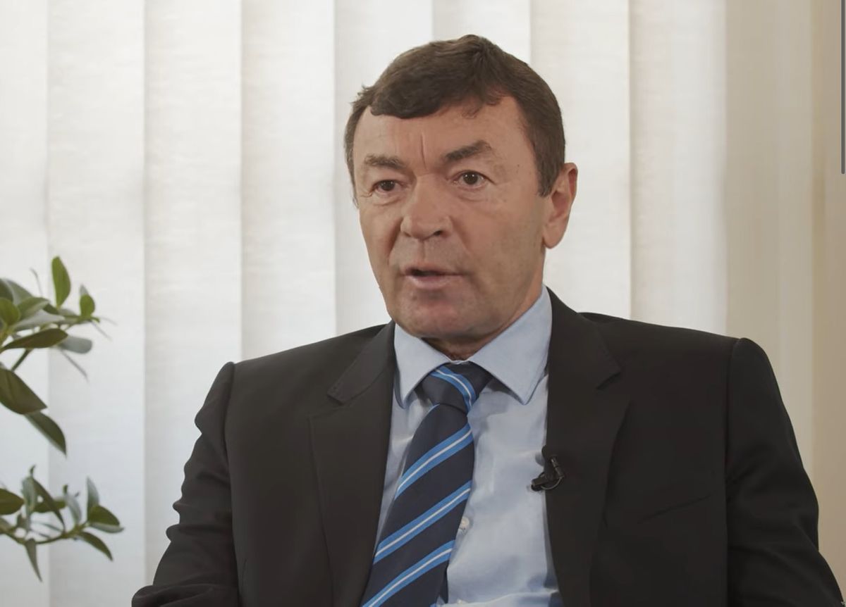 Dr. Utassy László június végén köszönt le a Merkantil Bank éléről