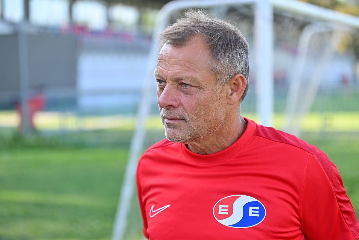 Simon Antal az Eger SE edzője szerint a visszatérő játékosok hamar beilleszkednek a csapatba