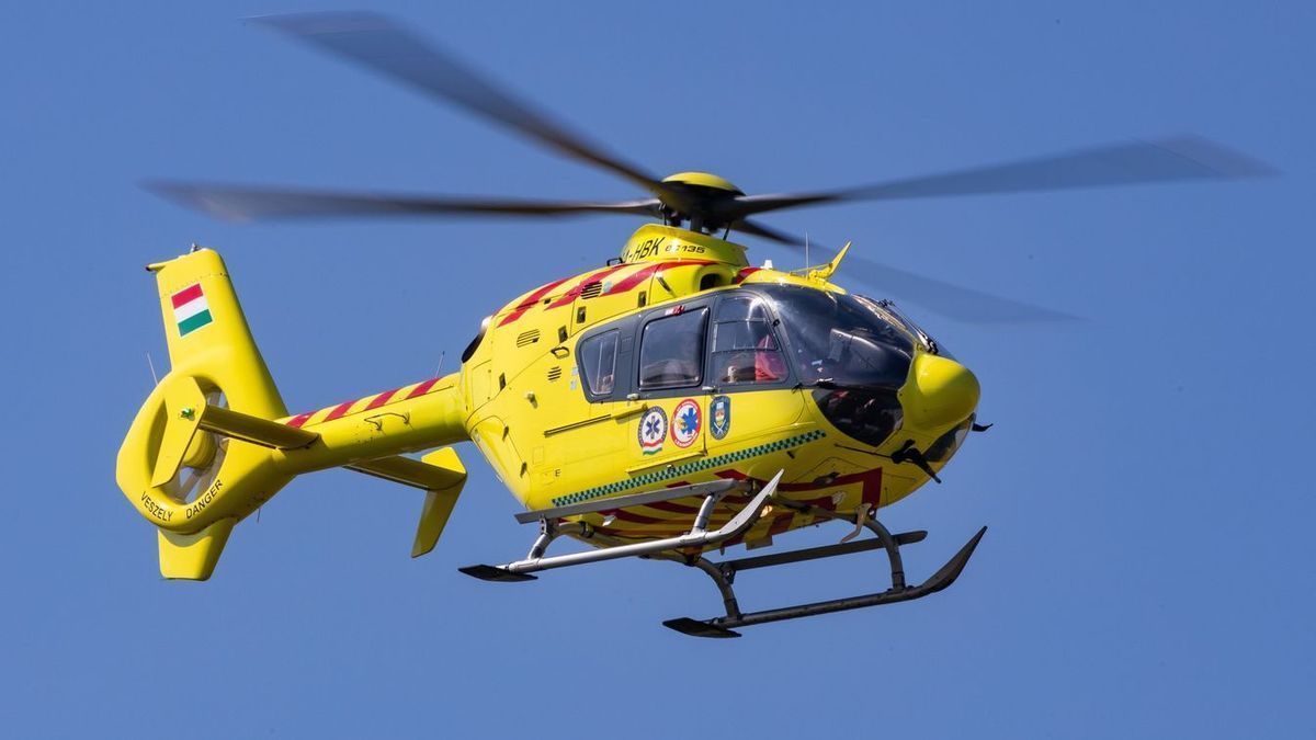 Baleset történt az M3-ason, mentőhelikopter érkezett a helyszínre