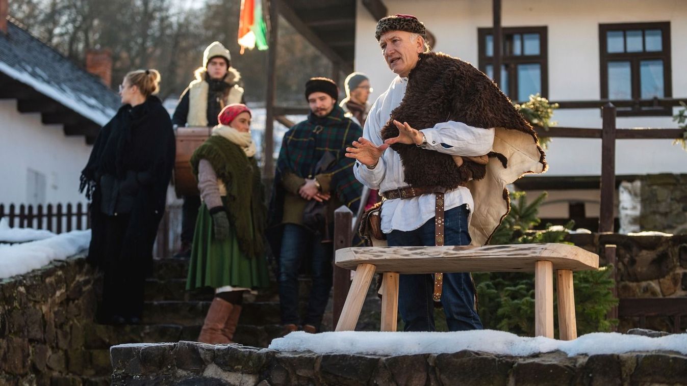 A Luca napi népszokások bajelhárító, mágikus jellegűek